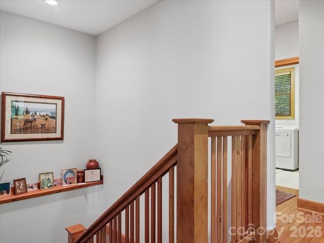 15 Ivy Point Lane, Burnsville, NC 28714