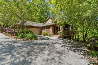 15 Ivy Point Lane, Burnsville, NC 28714