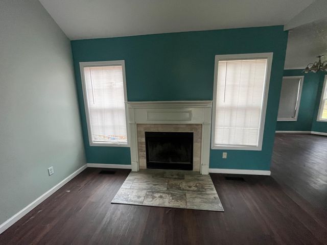 2305 Lone Oak Rd, Paris, TN 38242