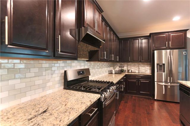 364 Causeway Court, Suwanee, GA 30024