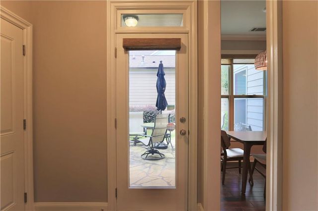 364 Causeway Court, Suwanee, GA 30024