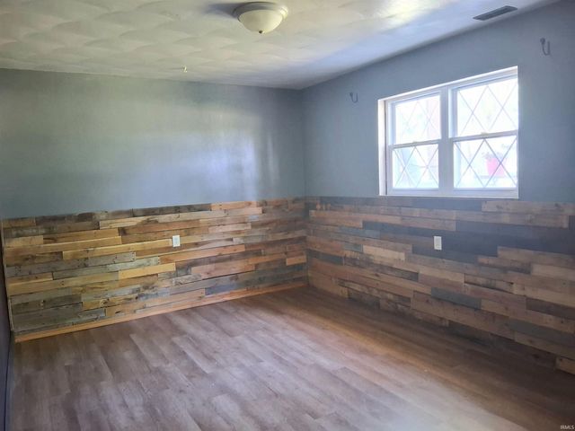9161 N Raider Road, Middletown, IN 47356