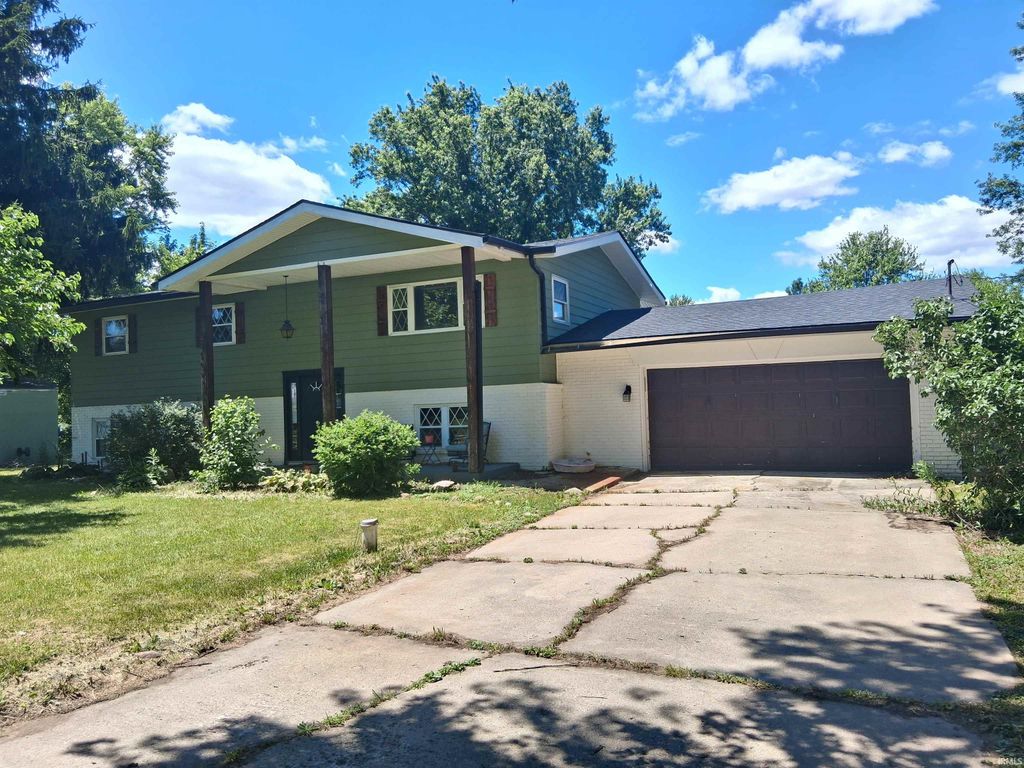 9161 N Raider Road, Middletown, IN 47356