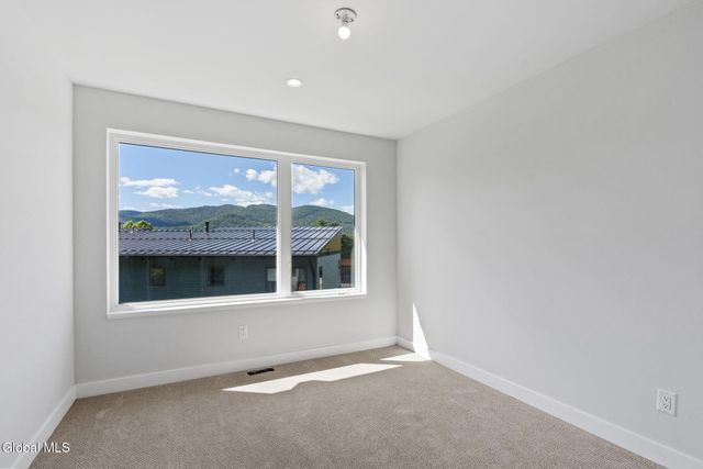 14 Footpath Way, Lake George, NY 12845