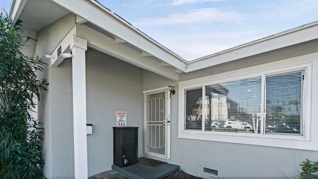 180 Fifth Ave, Chula Vista, CA 91910