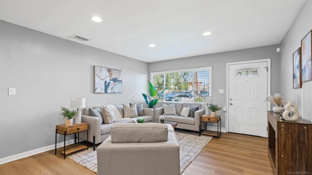 180 Fifth Ave, Chula Vista, CA 91910