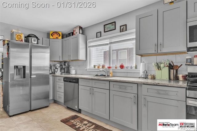 20019 Macarthur Street, Redford, MI 48240