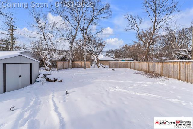 20019 Macarthur Street, Redford, MI 48240