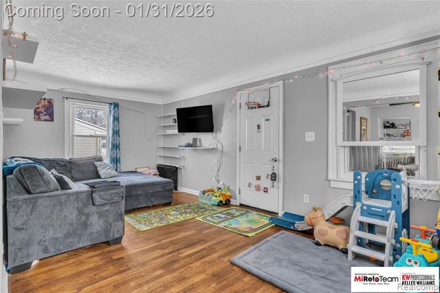 20019 Macarthur Street, Redford, MI 48240