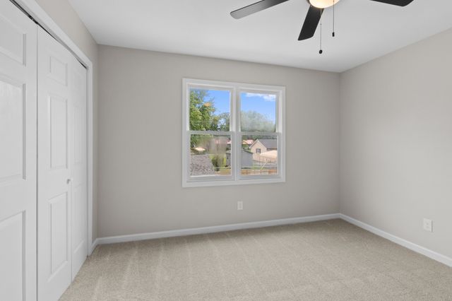 500 8th St, Lawrenceburg, TN 38464