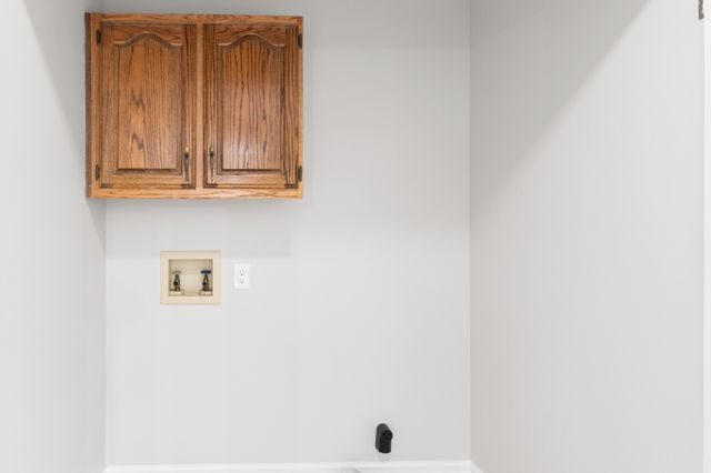 500 8th St, Lawrenceburg, TN 38464