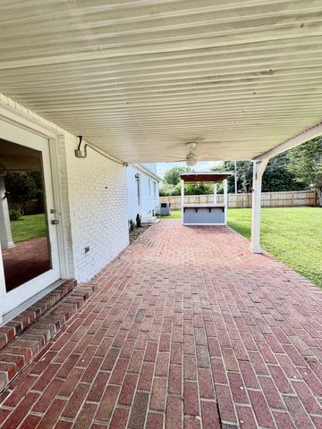 500 8th St, Lawrenceburg, TN 38464