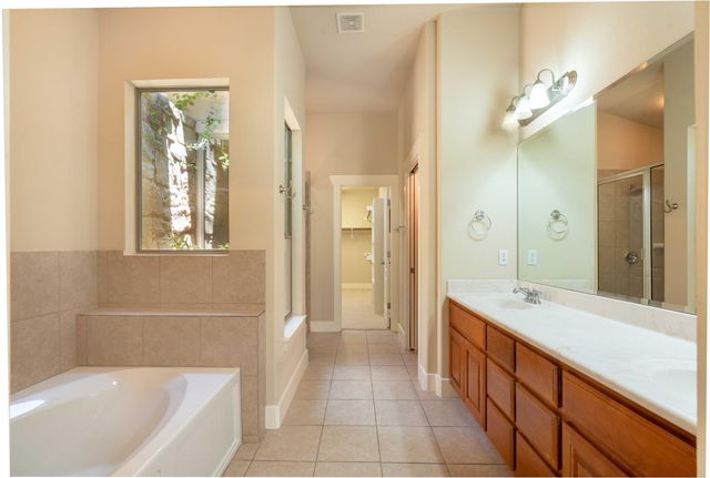 210 Rivulet LN, Austin, TX 78738
