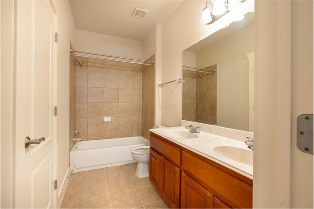 210 Rivulet LN, Austin, TX 78738