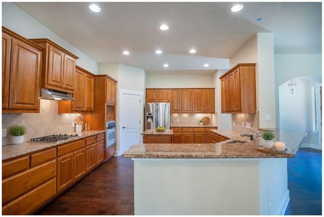 210 Rivulet LN, Austin, TX 78738
