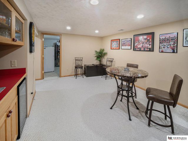 7030 Orchard Street, Lincoln, NE 68505