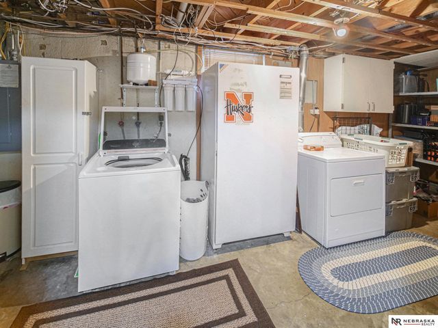 7030 Orchard Street, Lincoln, NE 68505