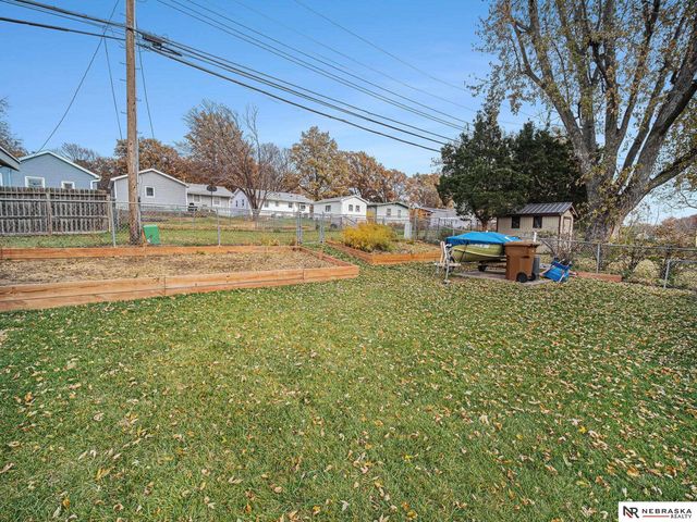 7030 Orchard Street, Lincoln, NE 68505