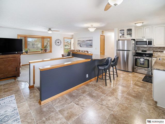 7030 Orchard Street, Lincoln, NE 68505