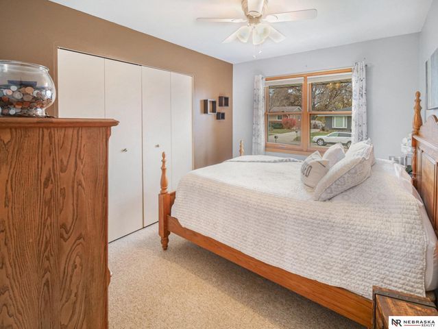 7030 Orchard Street, Lincoln, NE 68505