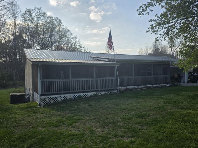 1592 Old Stage Road, Spring City, TN 37381
