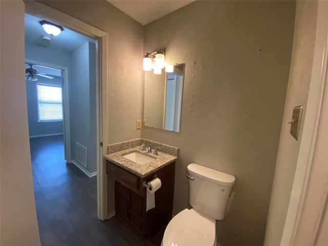 9842 Camfield Avenue, Frisco, TX 75033