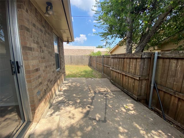 9842 Camfield Avenue, Frisco, TX 75033