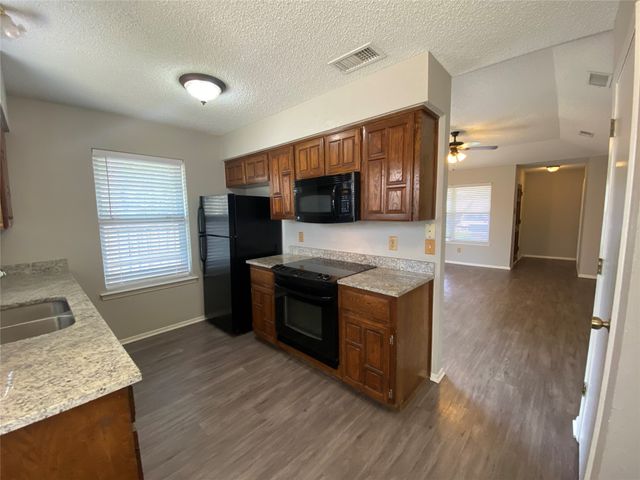 9842 Camfield Avenue, Frisco, TX 75033