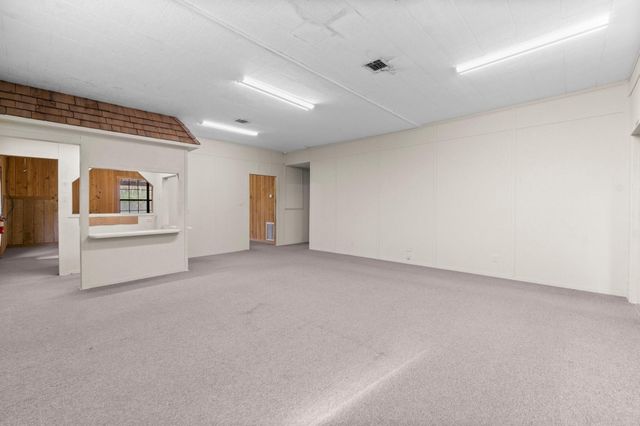 1809 S Houston Avenue, Livingston, TX 77351