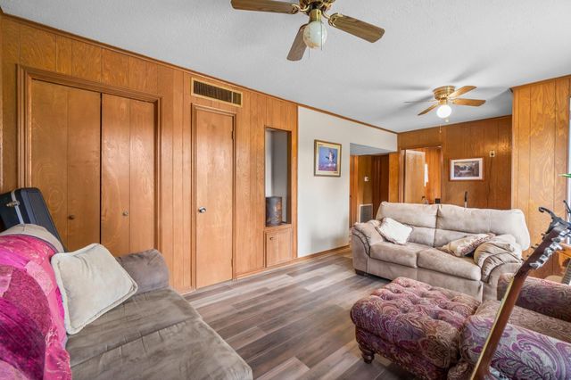 1809 S Houston Avenue, Livingston, TX 77351