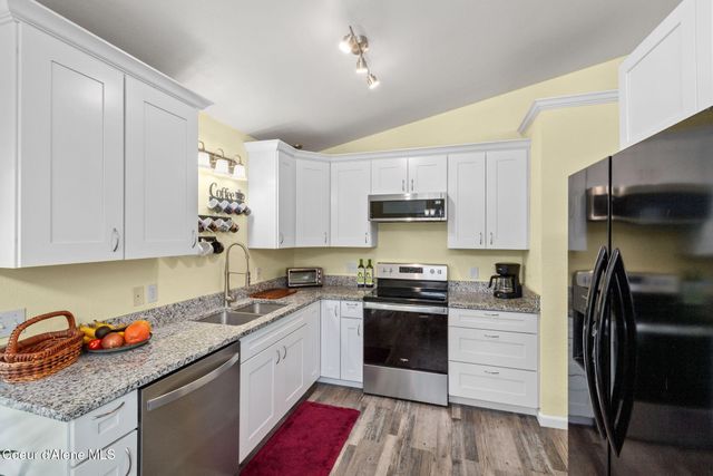 2812 N FRANCIS ST, Coeur D'alene, ID 83814