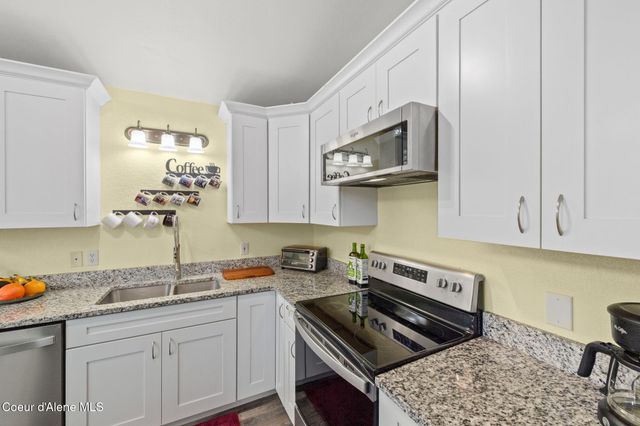 2812 N FRANCIS ST, Coeur D'alene, ID 83814