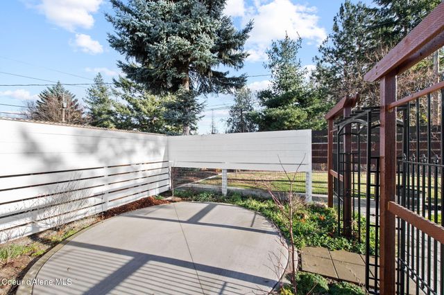 2812 N FRANCIS ST, Coeur D'alene, ID 83814