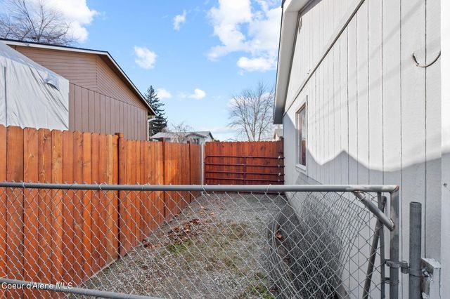 2812 N FRANCIS ST, Coeur D'alene, ID 83814