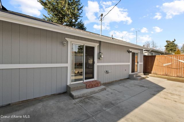 2812 N FRANCIS ST, Coeur D'alene, ID 83814