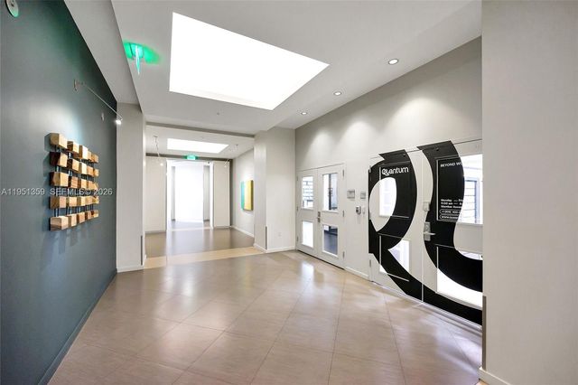 1900 N BAYSHORE DR, Miami, FL 33132