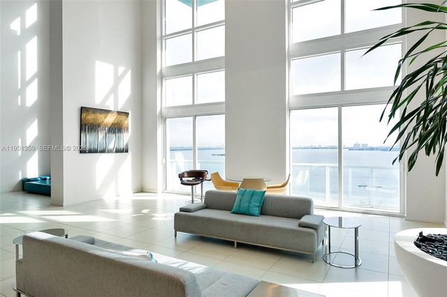 1900 N BAYSHORE DR, Miami, FL 33132