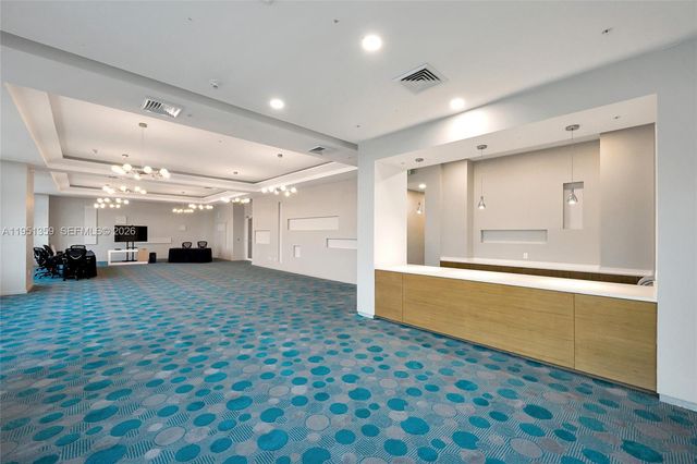 1900 N BAYSHORE DR, Miami, FL 33132