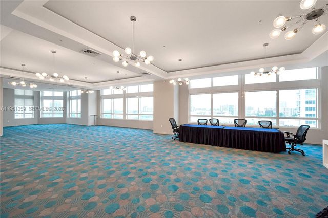 1900 N BAYSHORE DR, Miami, FL 33132