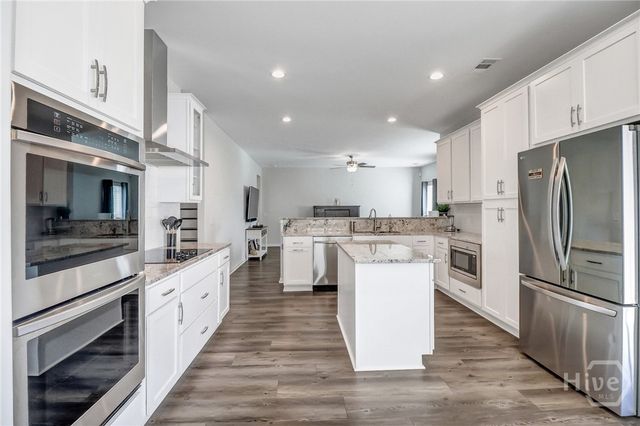 114 Chalk Farm Way, Bloomingdale, GA 31302