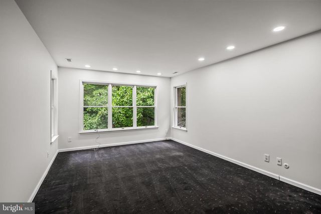 465 WINDROW CLUSTERS DR, Moorestown, NJ 08057