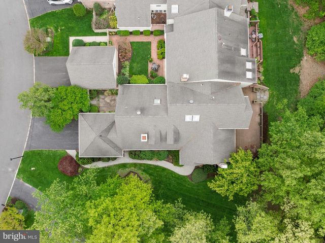 465 WINDROW CLUSTERS DR, Moorestown, NJ 08057