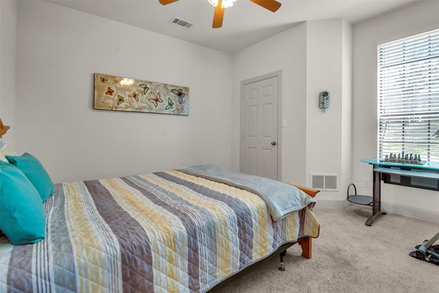 149 Owen Lane, Van Alstyne, TX 75495