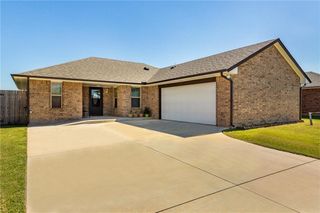 8024 NW 74th Street, Oklahoma City, OK 73132