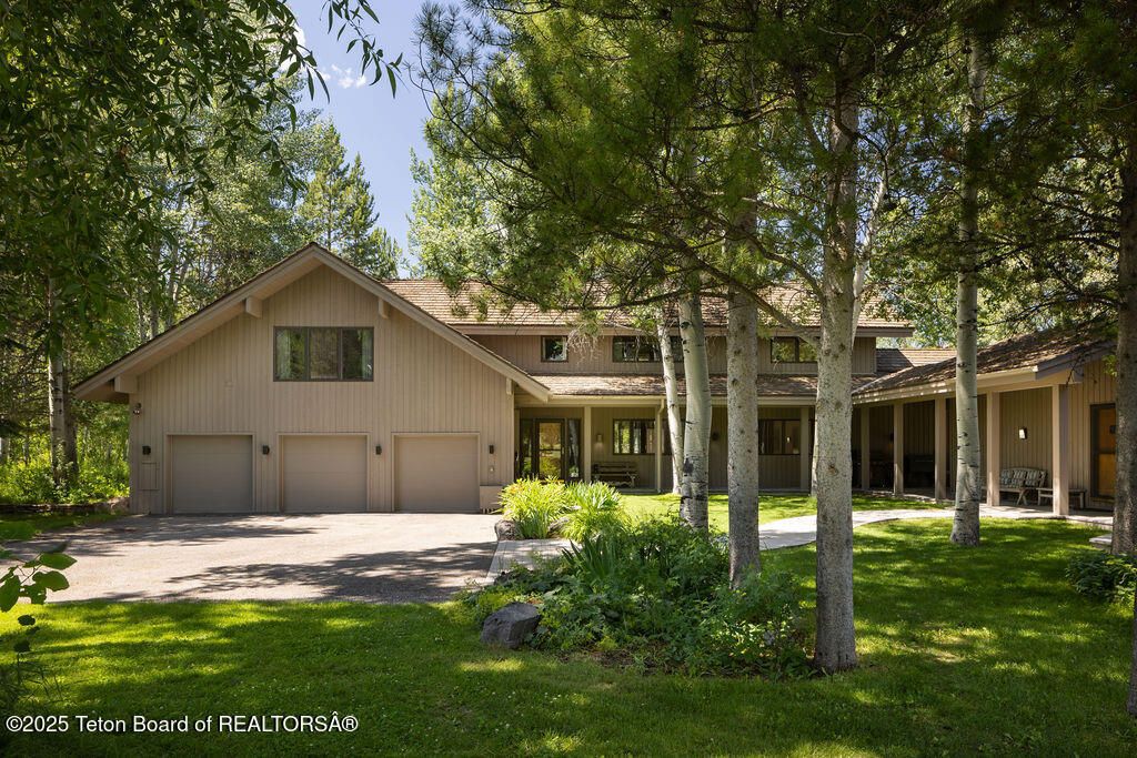 255/225 HUCKLEBERRY Drive, Jackson, WY 83001 photo 26