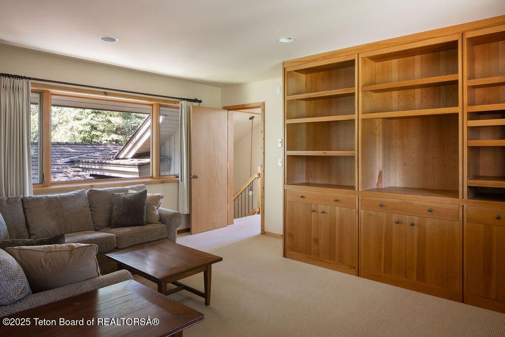 255/225 HUCKLEBERRY Drive, Jackson, WY 83001 photo 31