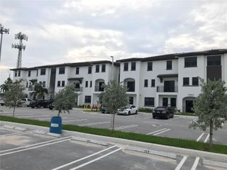 15600 SW 136 St. 104, Miami, FL 33196
