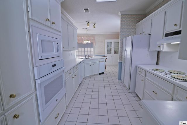 335 PINE HILLS DRIVE, Calhoun, LA 71225