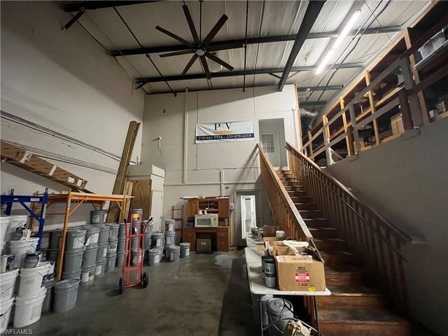 12155 Metro PKWY # 4, Fort Myers, FL 33966