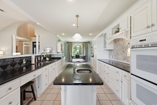 2560 Pinnacle Ridge, Conway, AR 72034